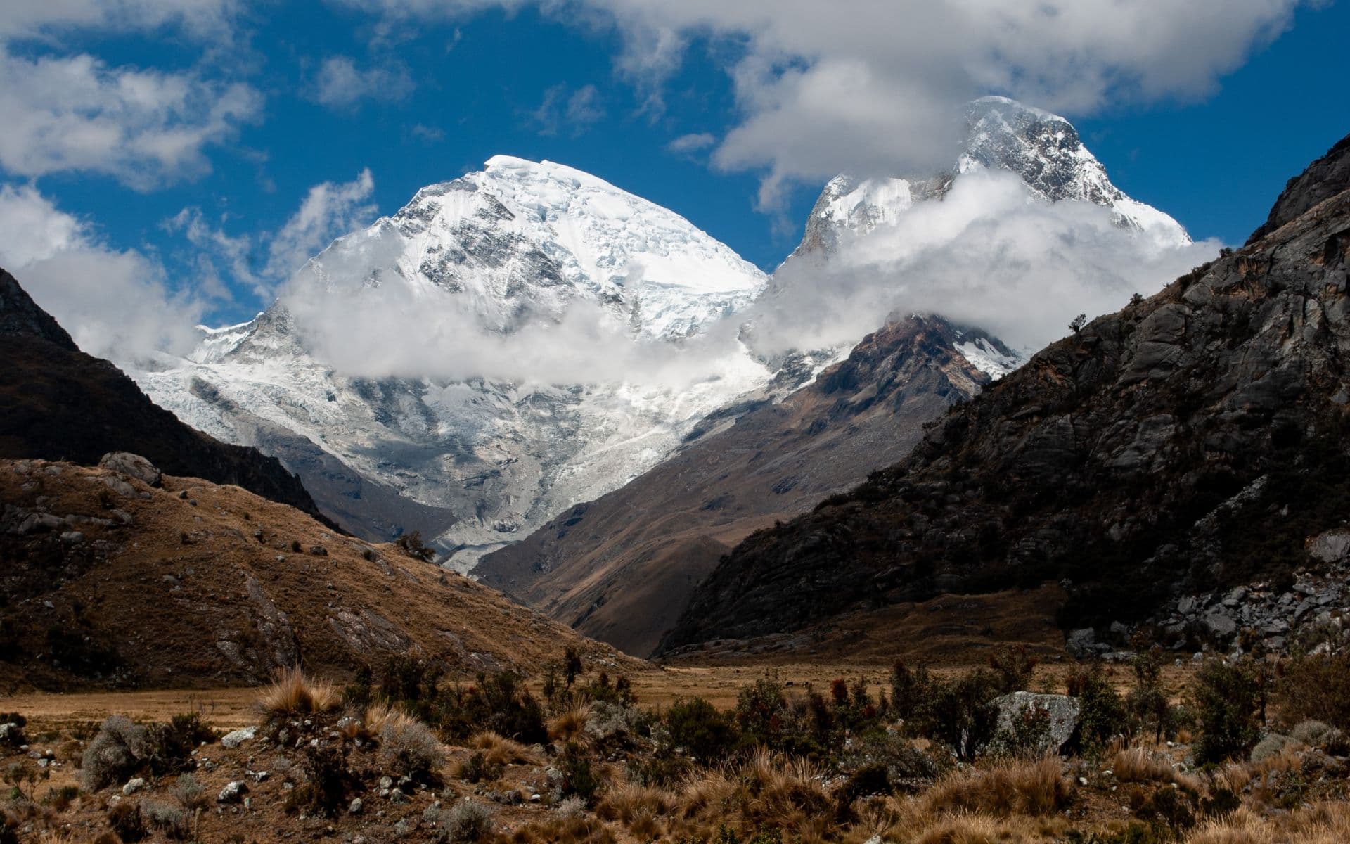 Capa da expedição Huaraz: O Santuário Branco
